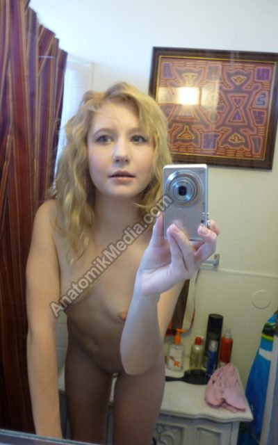 Odette Self Shot Nude photo set